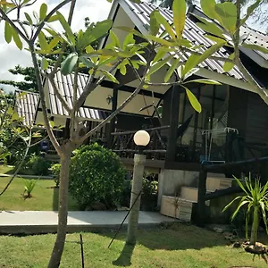 3* Pensión Lanta Fa Rung
